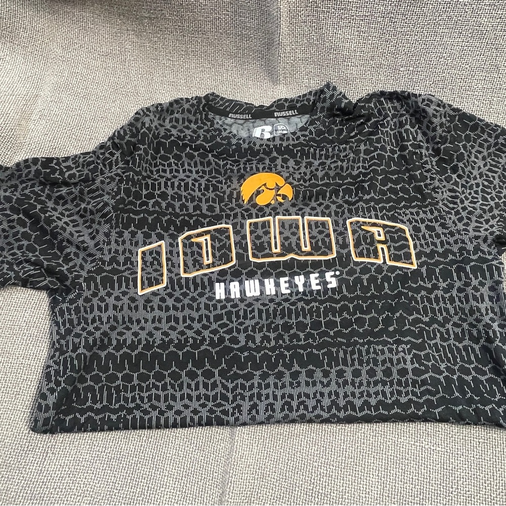 Iowa Hawkeye Shirt‎ Child Small Russell Athletics Crew Neck Short Sleeve